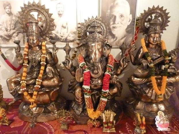 Lord Ganesha Goddess Mahalakshmi Saraswathi 