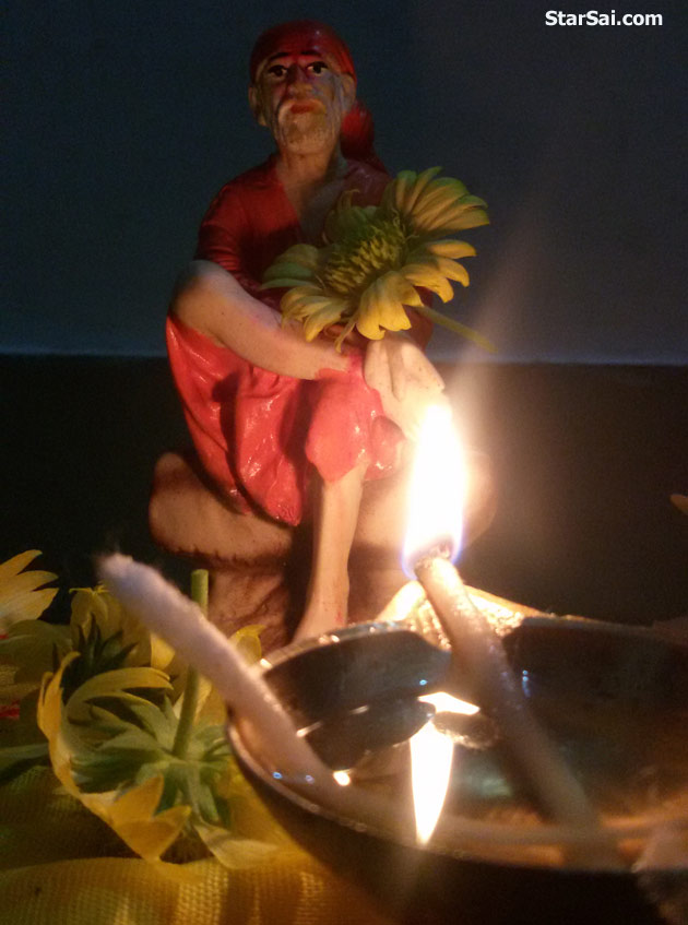 Shirdi Sai Baba eyes