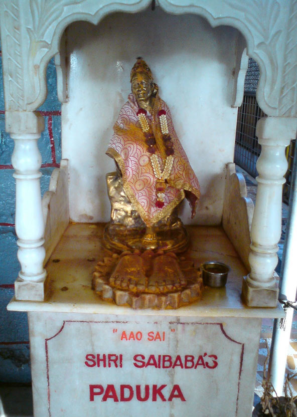 sai baba padhuka