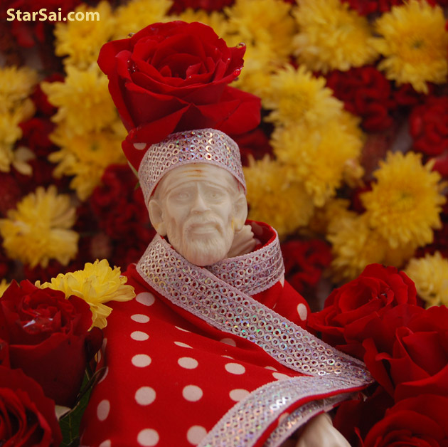 shirdi sai baba statue came alive 