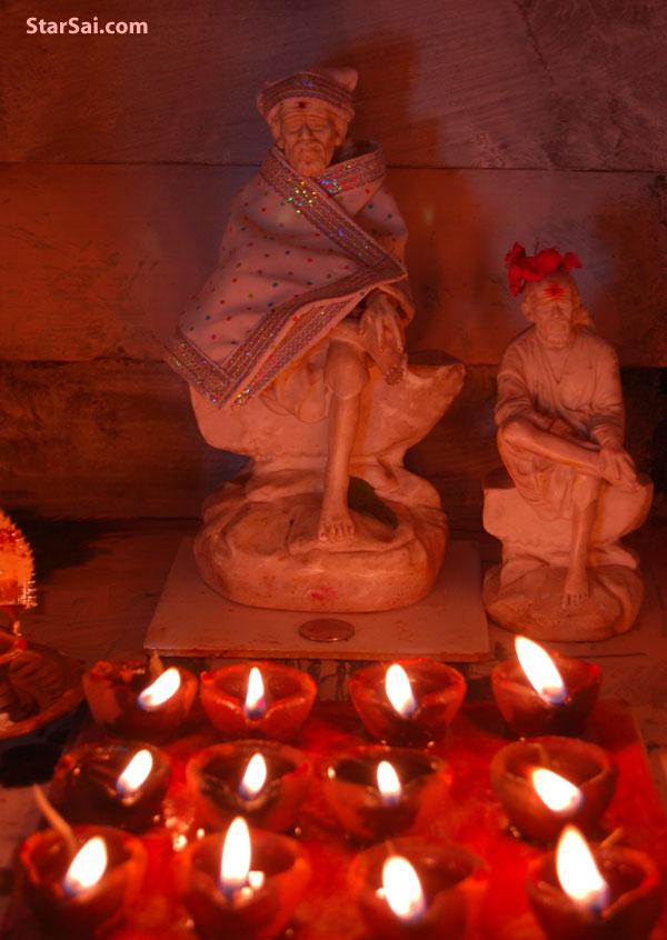 Shirdi Sai baba glowing like red sun to bless his sweet devotees