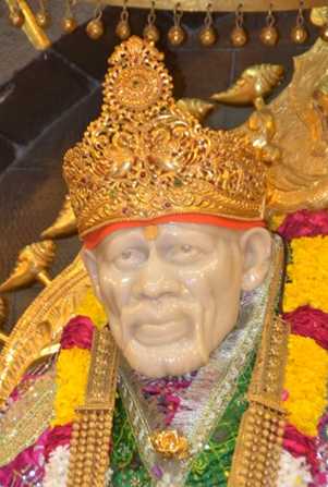 shirdi saibaba statue